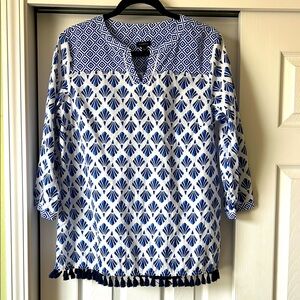 Talbots blue & white 3/4 sleeve top, size Large